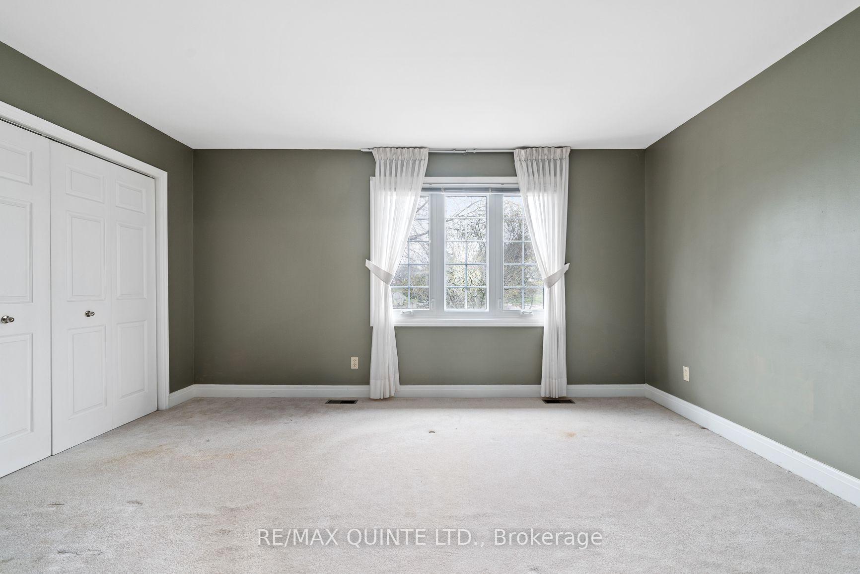 Photo 22 of Unit 6, 31 Keegan Parkway, Belleville, Belleville Ward — HOMEH