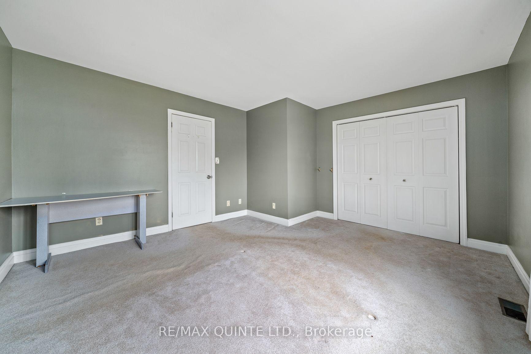 Photo 23 of Unit 6, 31 Keegan Parkway, Belleville, Belleville Ward — HOMEH