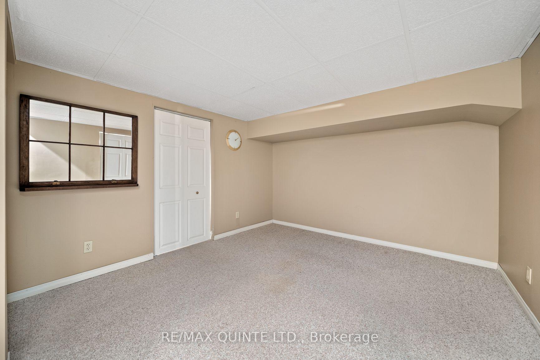 Photo 24 of Unit 6, 31 Keegan Parkway, Belleville, Belleville Ward — HOMEH