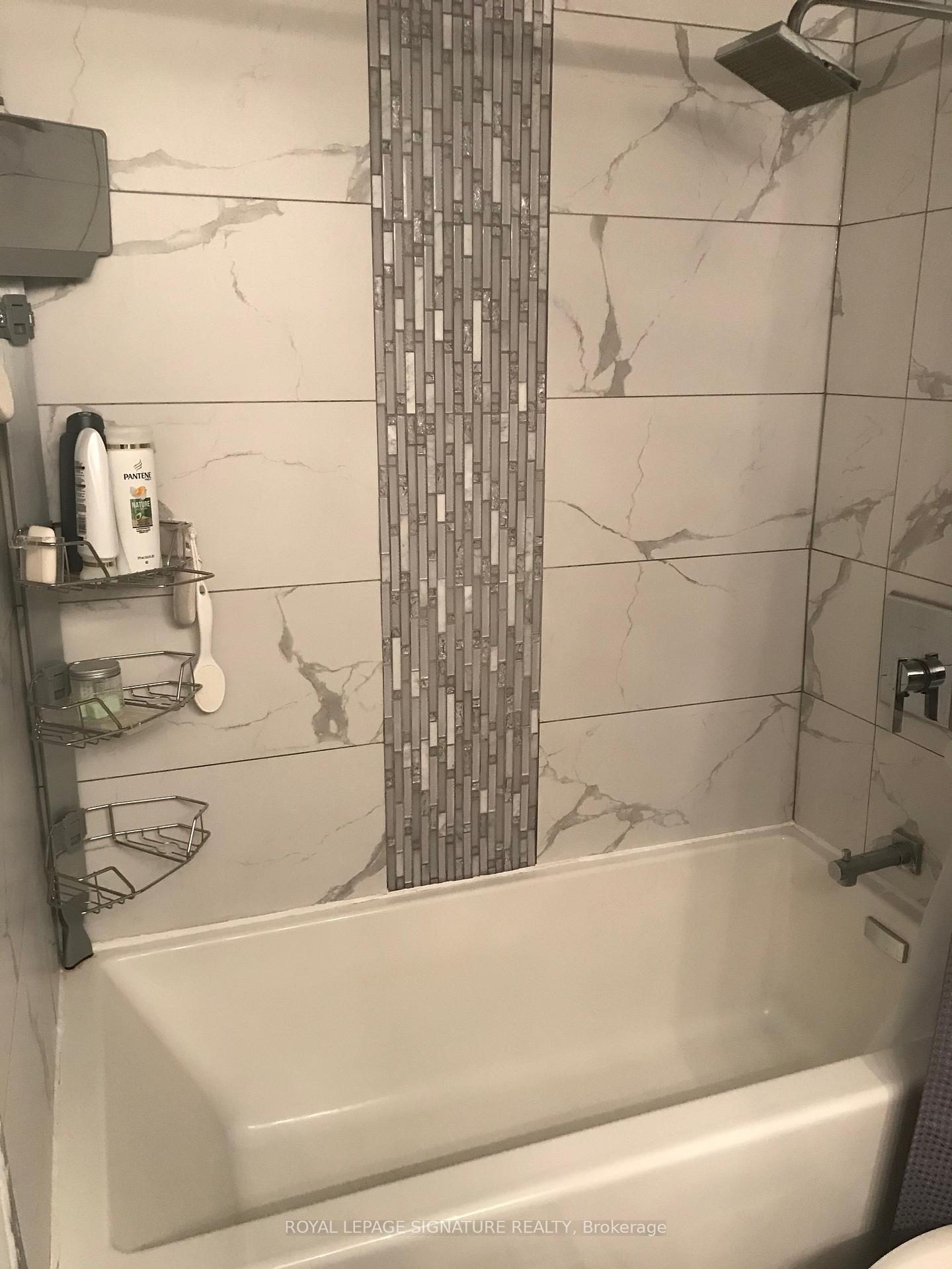 Photo 3 of Unit 1406, 60 Pavane Linkway, Toronto, Flemingdon Park — HOMEH