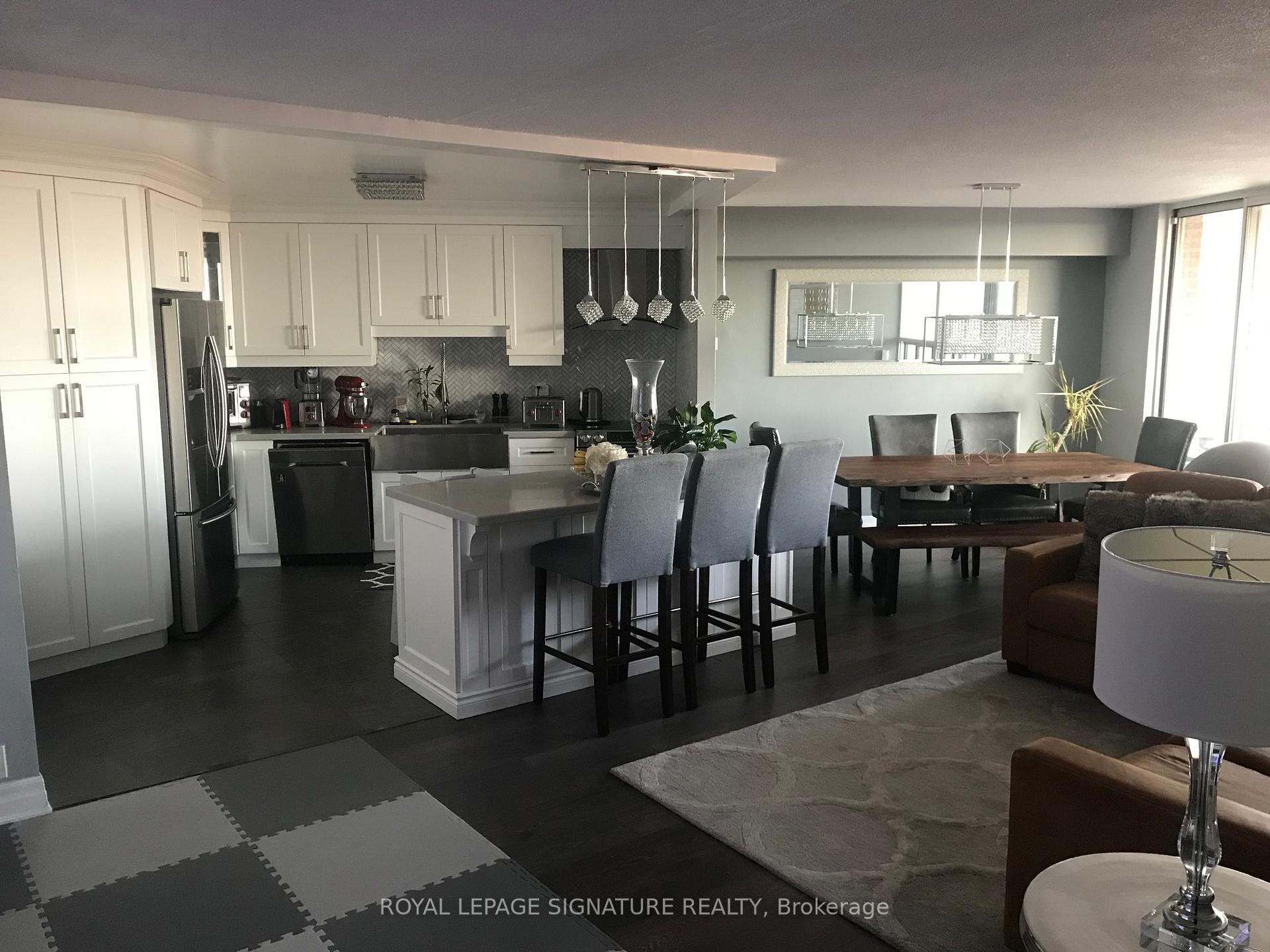 Photo 10 of Unit 1406, 60 Pavane Linkway, Toronto, Flemingdon Park — HOMEH