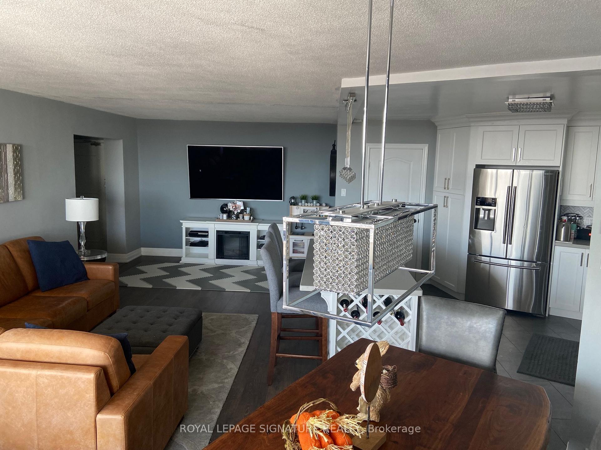 Photo 14 of Unit 1406, 60 Pavane Linkway, Toronto, Flemingdon Park — HOMEH