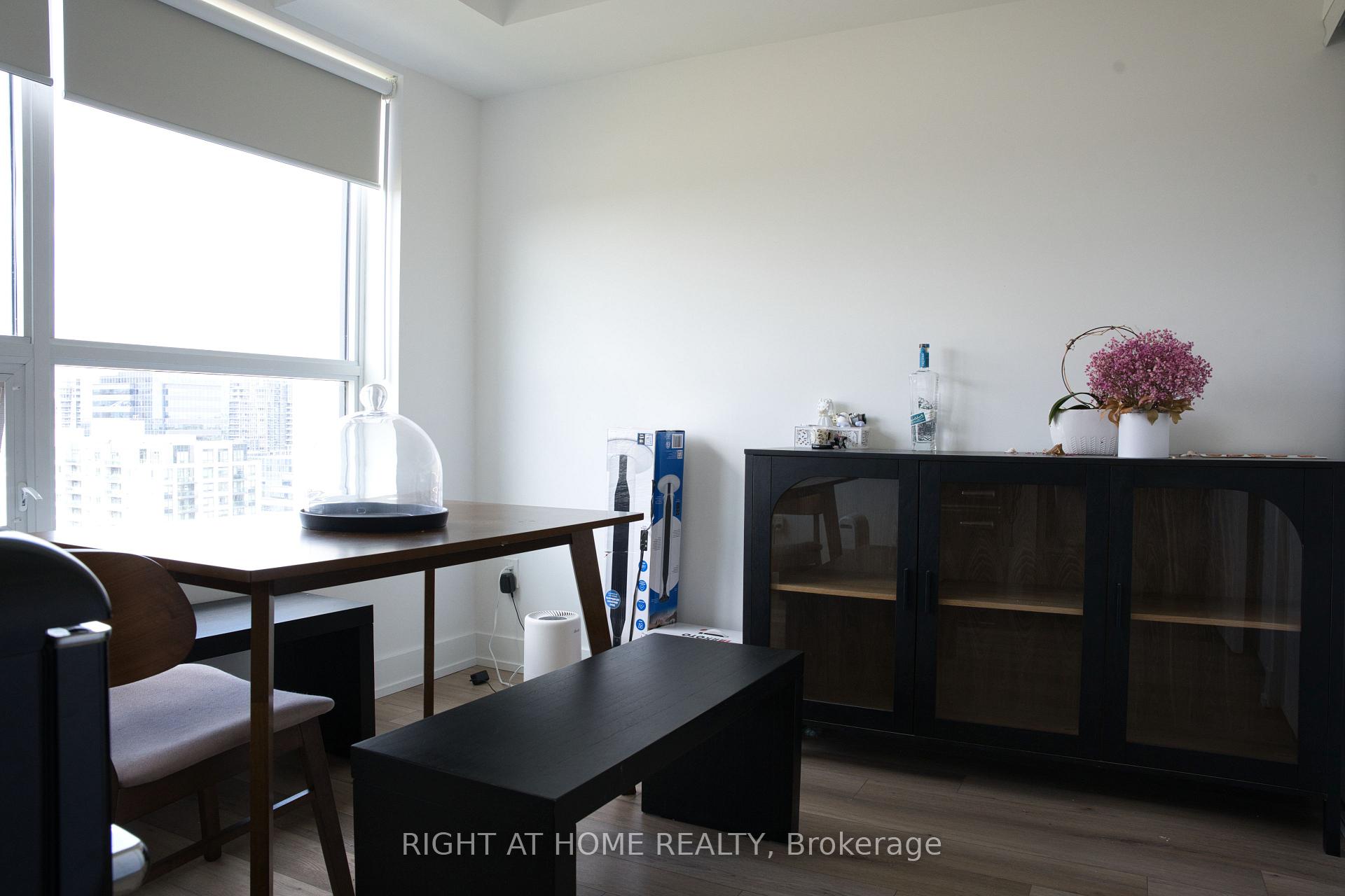 Photo 4 of Unit 1503, 9 clegg Road, Markham, Unionville — HOMEH