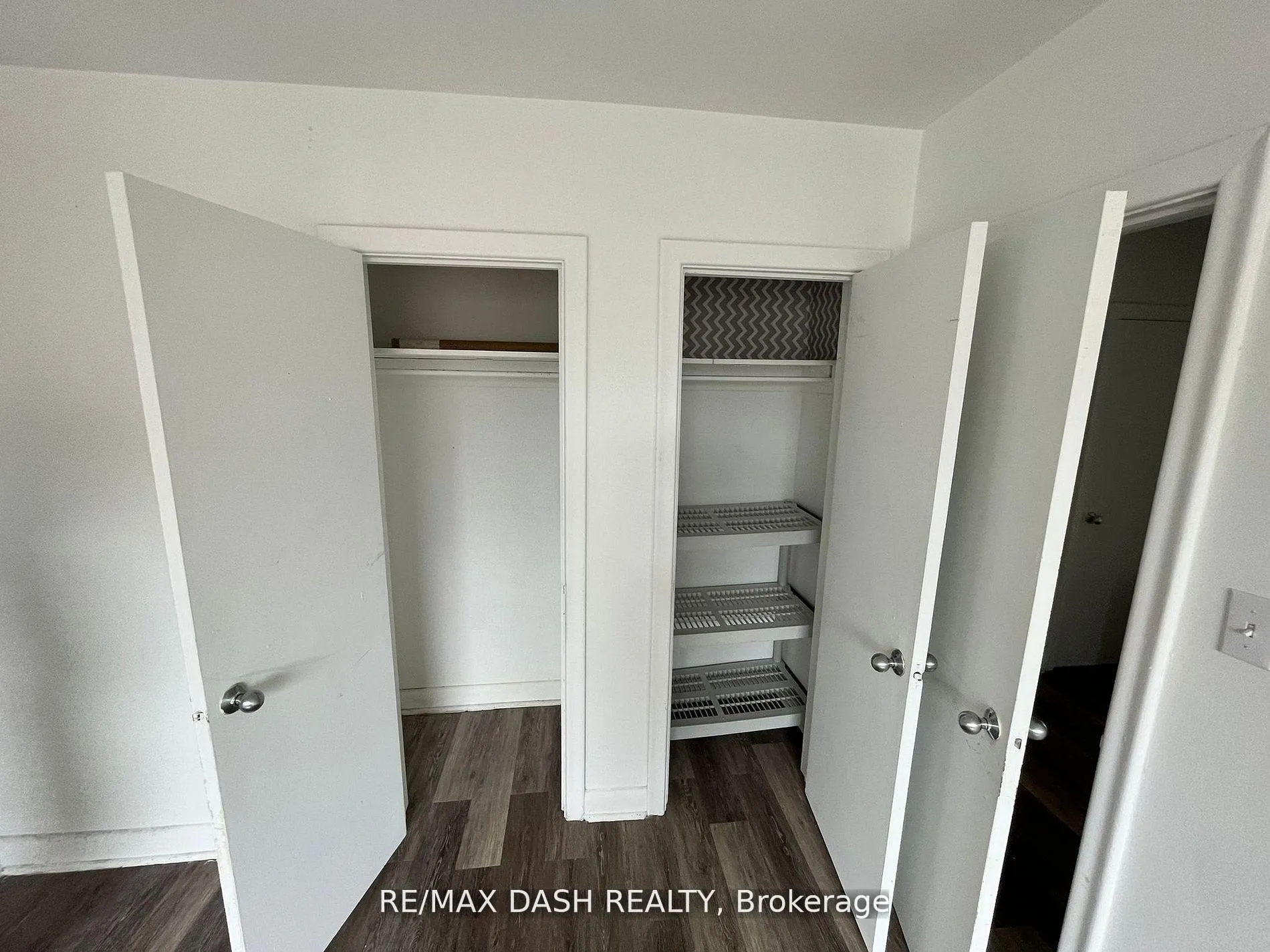 Photo 5 of Unit 8, 52 Neptune Drive, Toronto, Englemount-Lawrence — HOMEH