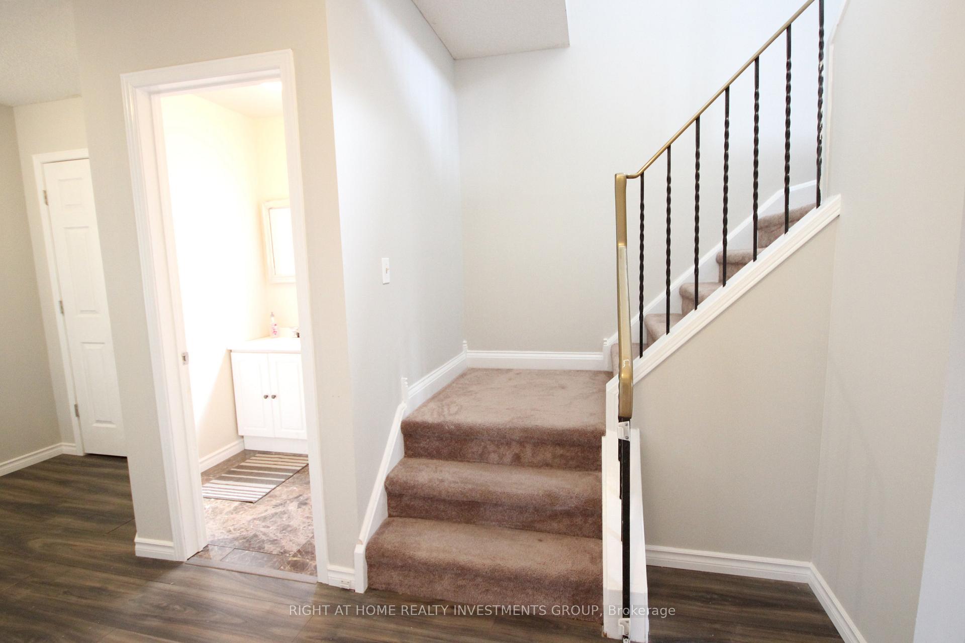 Photo 8 of 49 Patton Road, Barrie, Painswick North — HOMEH