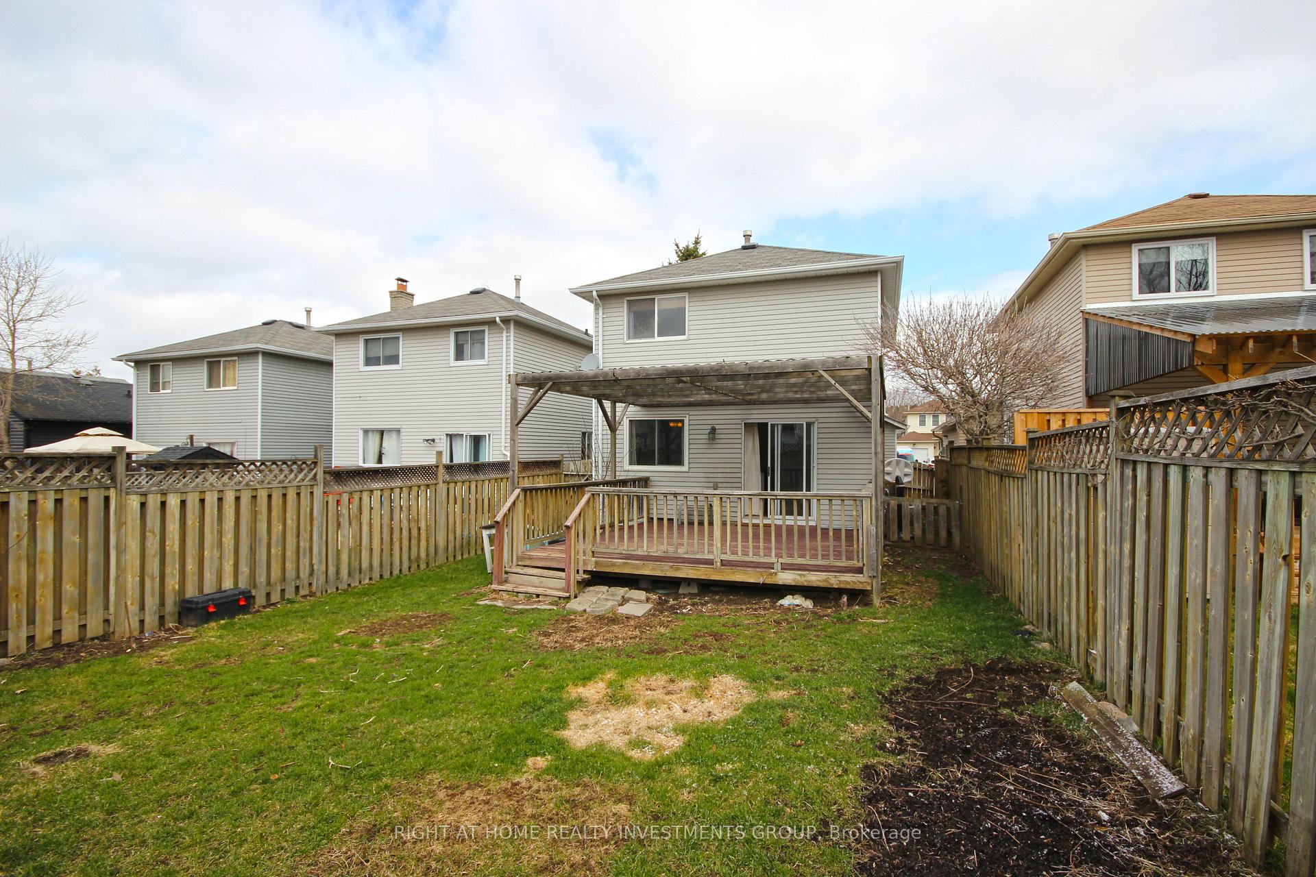 Photo 18 of 49 Patton Road, Barrie, Painswick North — HOMEH