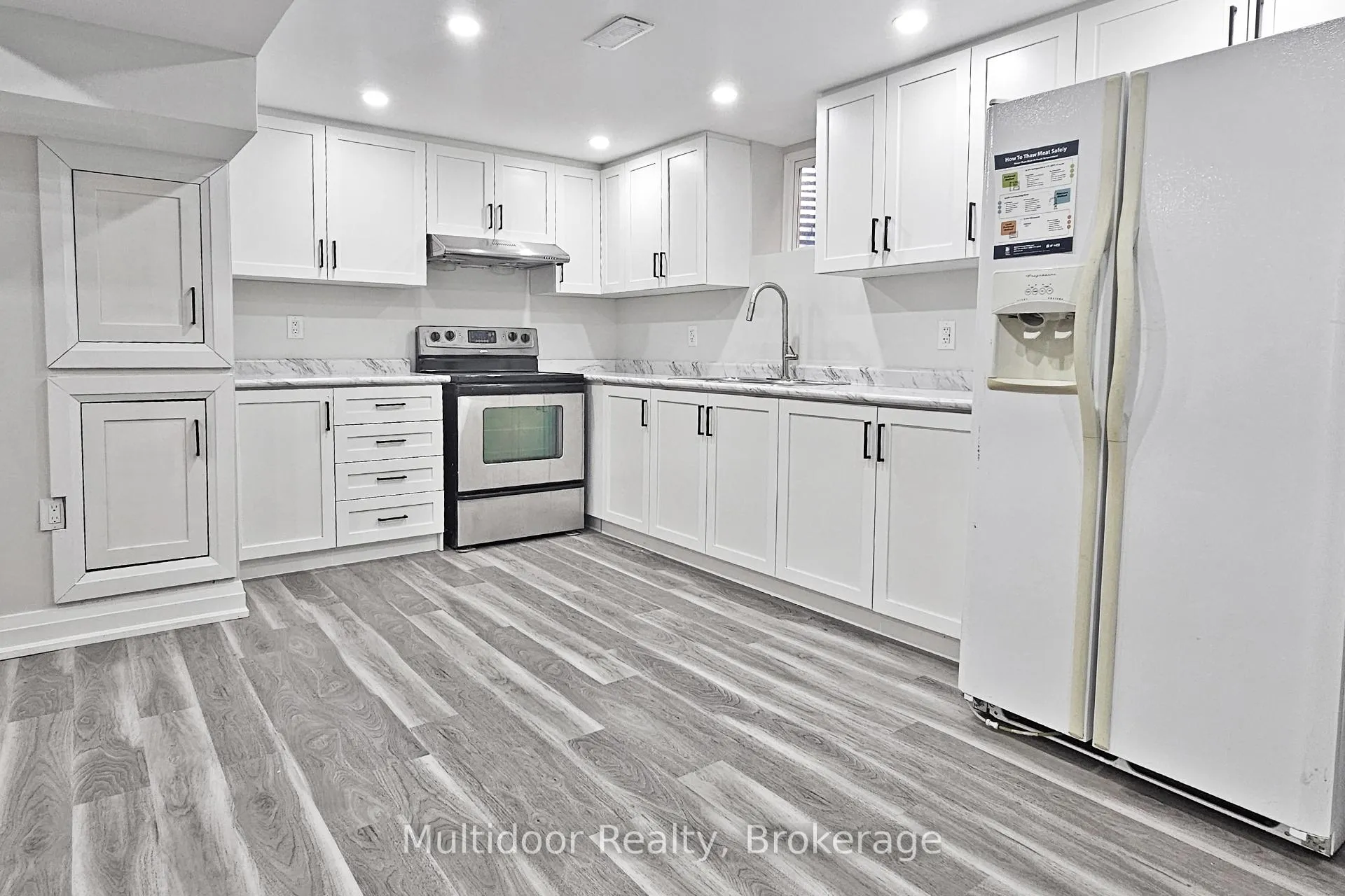 Photo 3 of Unit Lower, 4 Gatesgill Street, Brampton, Brampton West — HOMEH