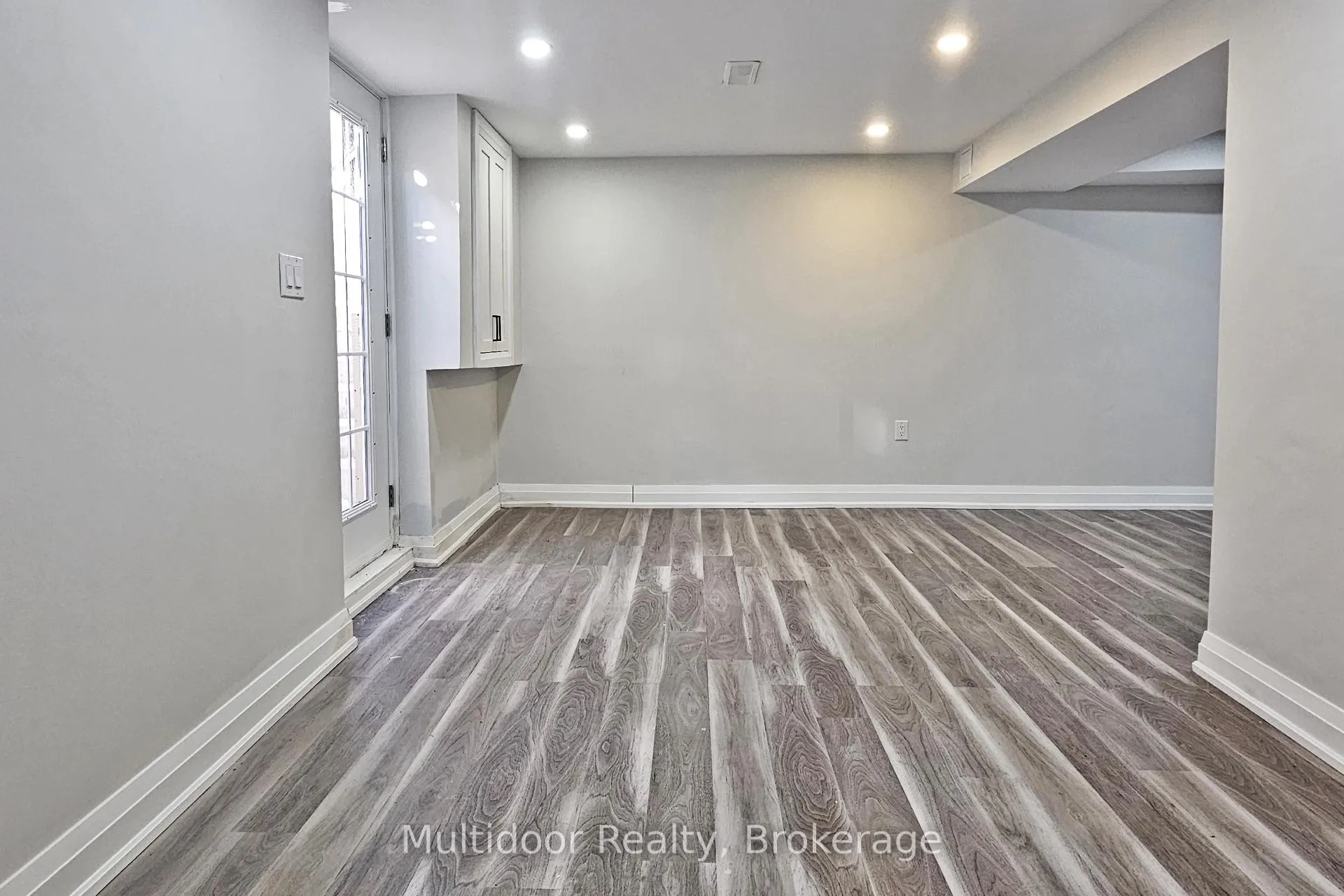 Photo 6 of Unit Lower, 4 Gatesgill Street, Brampton, Brampton West — HOMEH