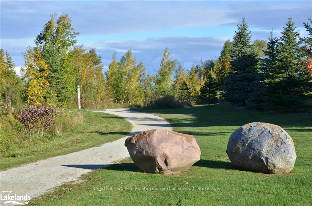 Photo 47 of 12 Cranberry, Collingwood — HOMEH