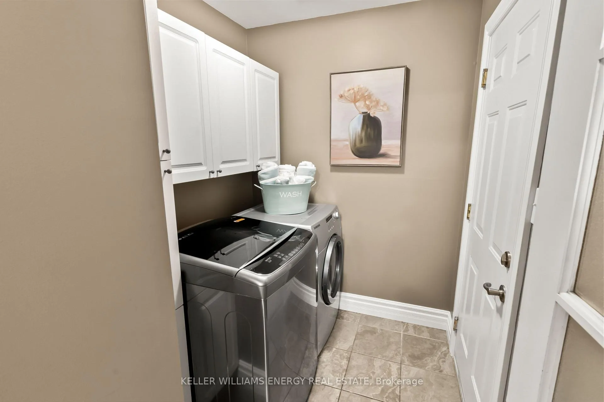 Photo 19 of 12 Schooner Lane, Clarington, Newcastle — HOMEH