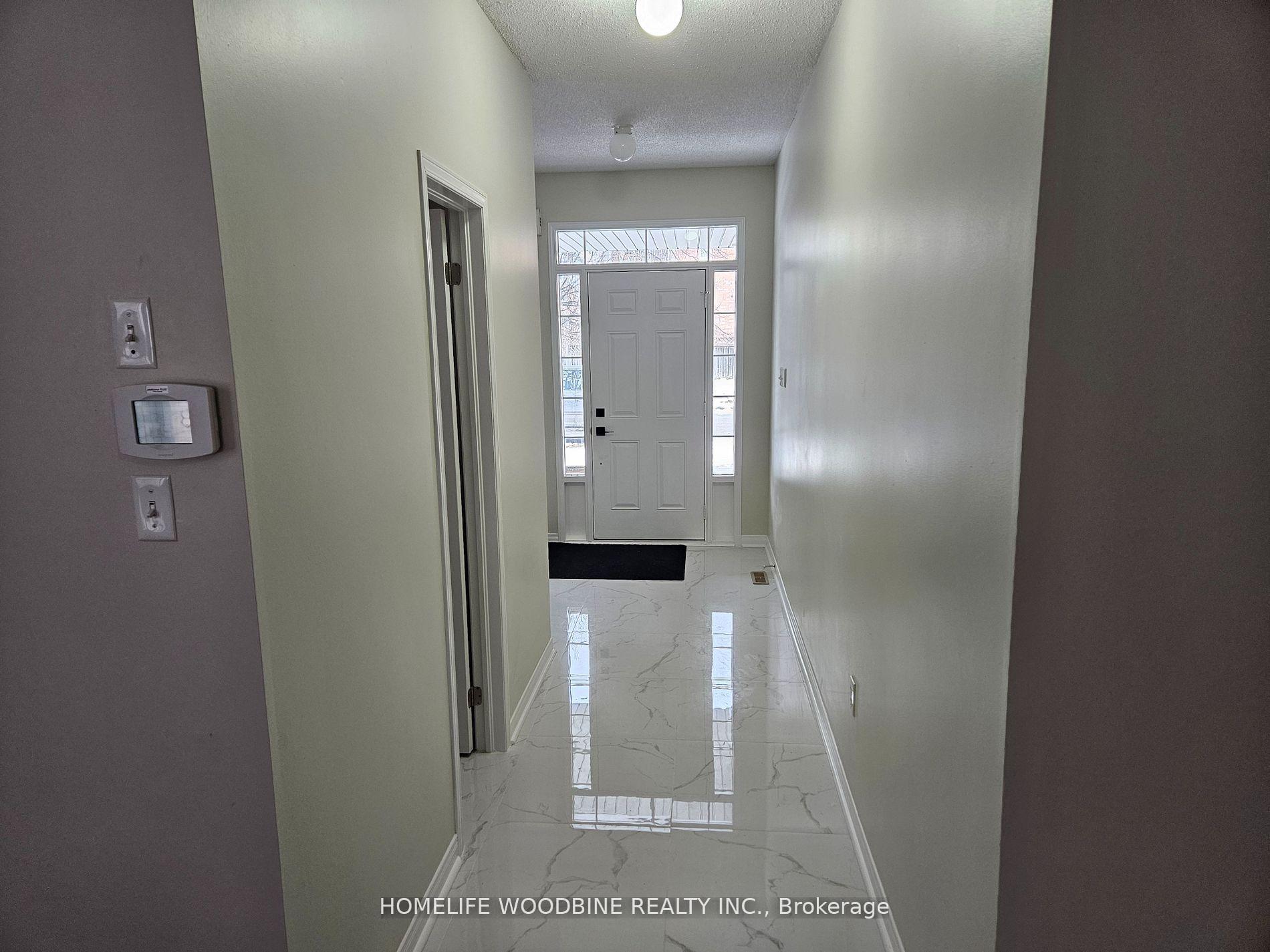 Photo 3 of 26 Thorp Crescent, Ajax, Central West — HOMEH