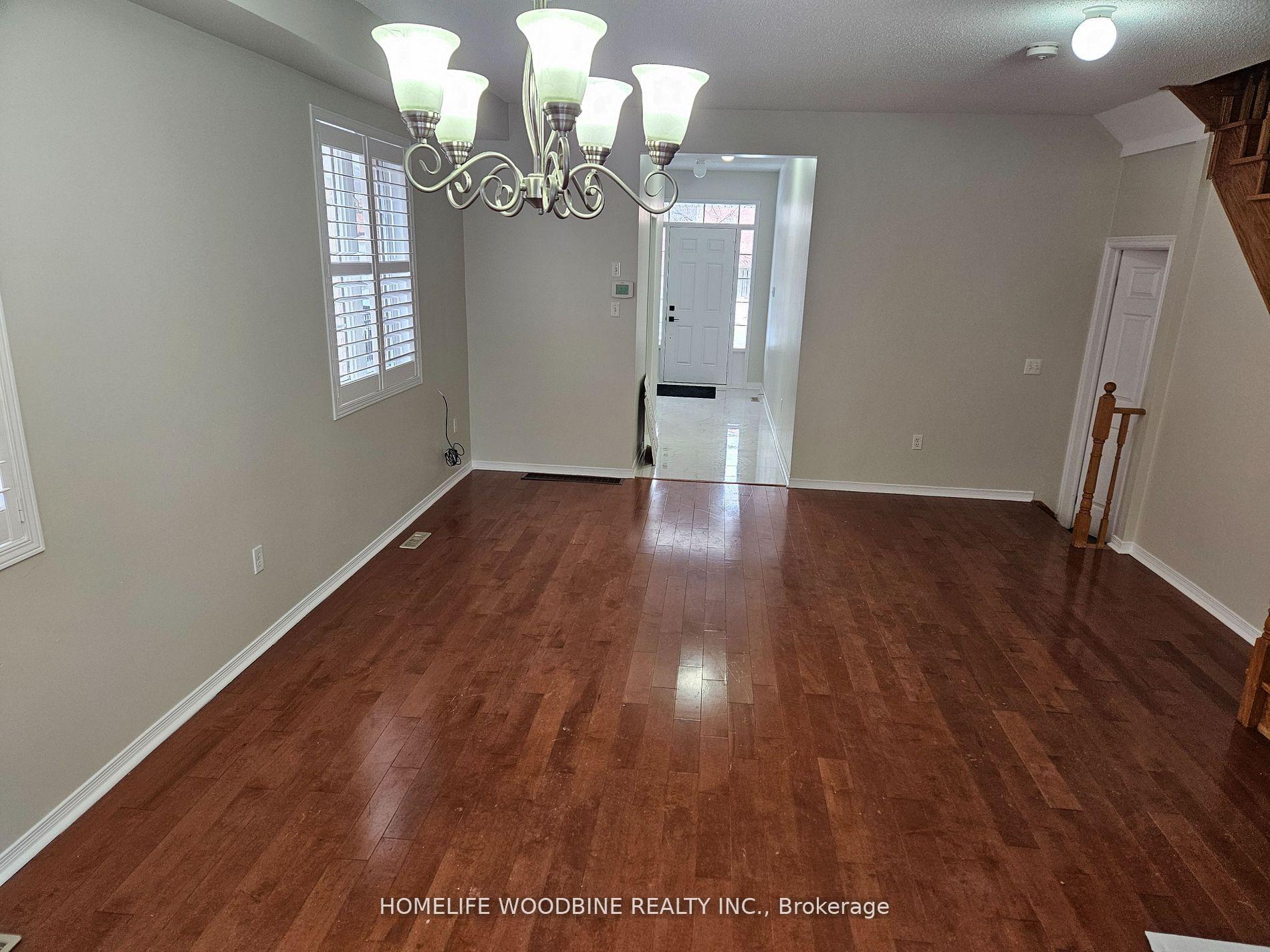 Photo 5 of 26 Thorp Crescent, Ajax, Central West — HOMEH
