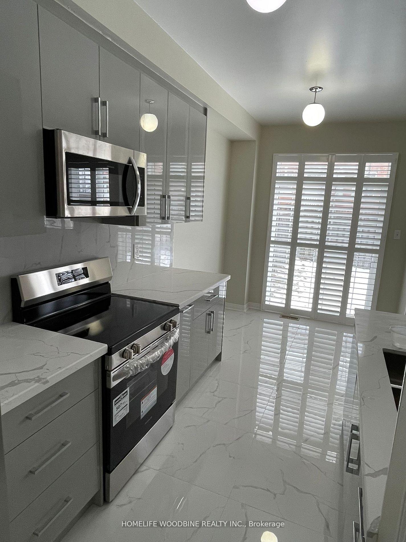 Photo 9 of 26 Thorp Crescent, Ajax, Central West — HOMEH
