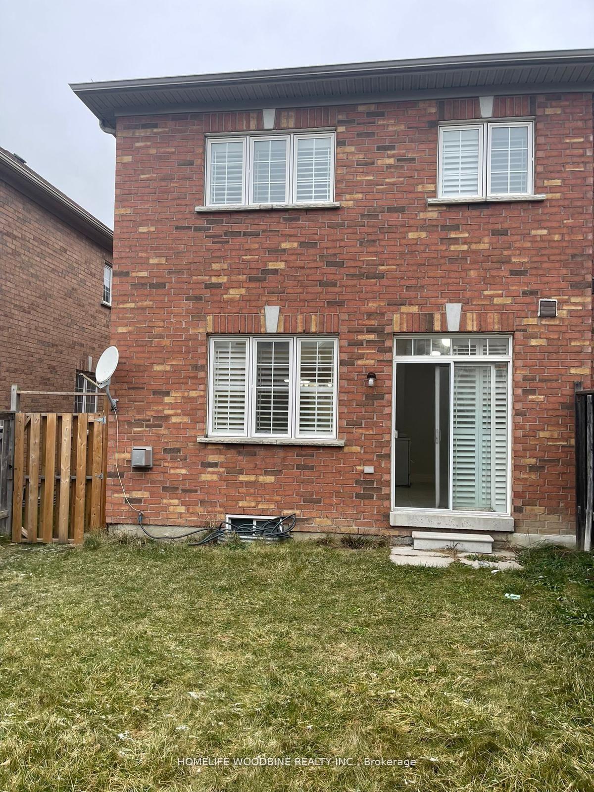 Photo 29 of 26 Thorp Crescent, Ajax, Central West — HOMEH
