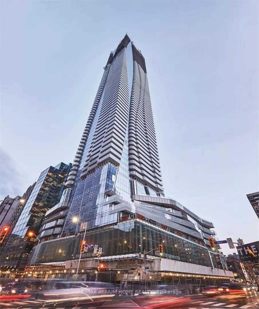 Front of Unit 3410, 1 Bloor Street E