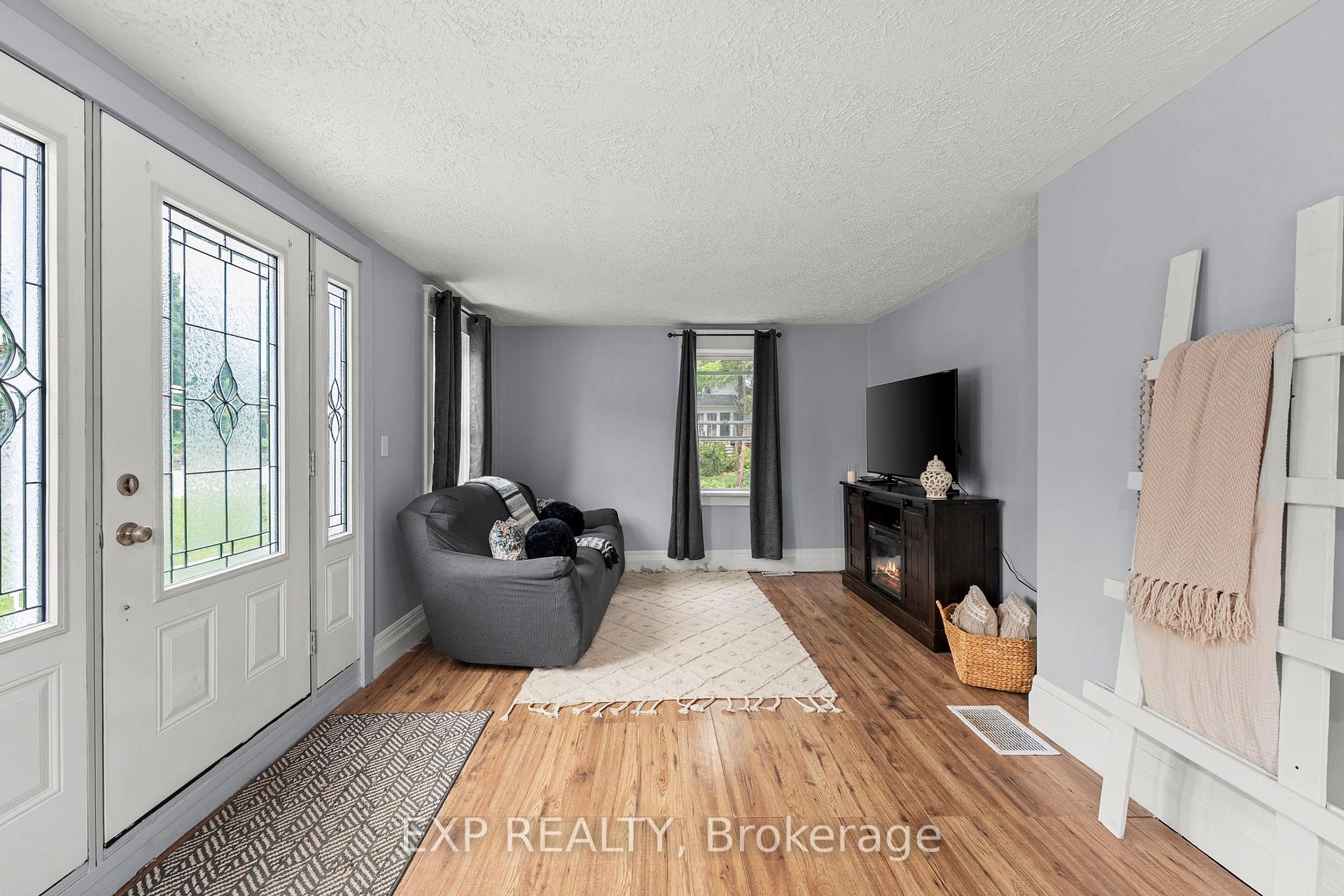 Photo 6 of 11027 Simcoe Street, Brock, Sunderland — HOMEH