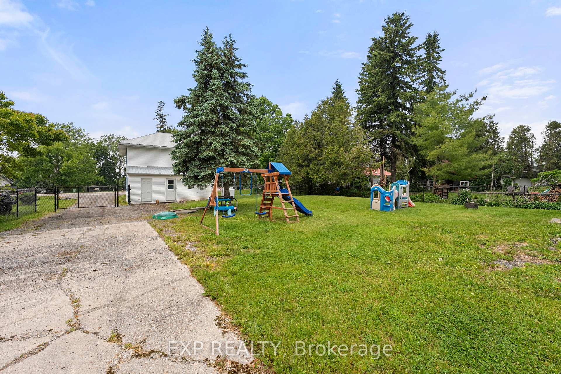 Photo 27 of 11027 Simcoe Street, Brock, Sunderland — HOMEH