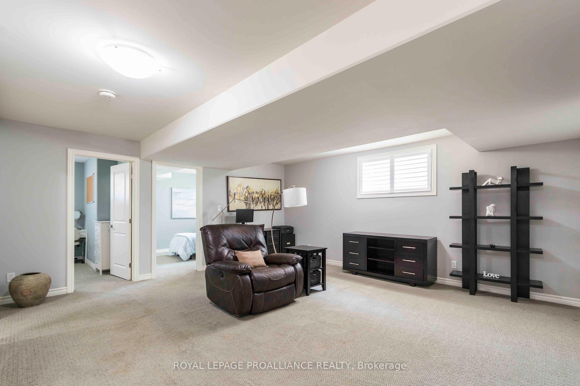 Photo 22 of 61 Deacon Place, Belleville, Belleville Ward — HOMEH