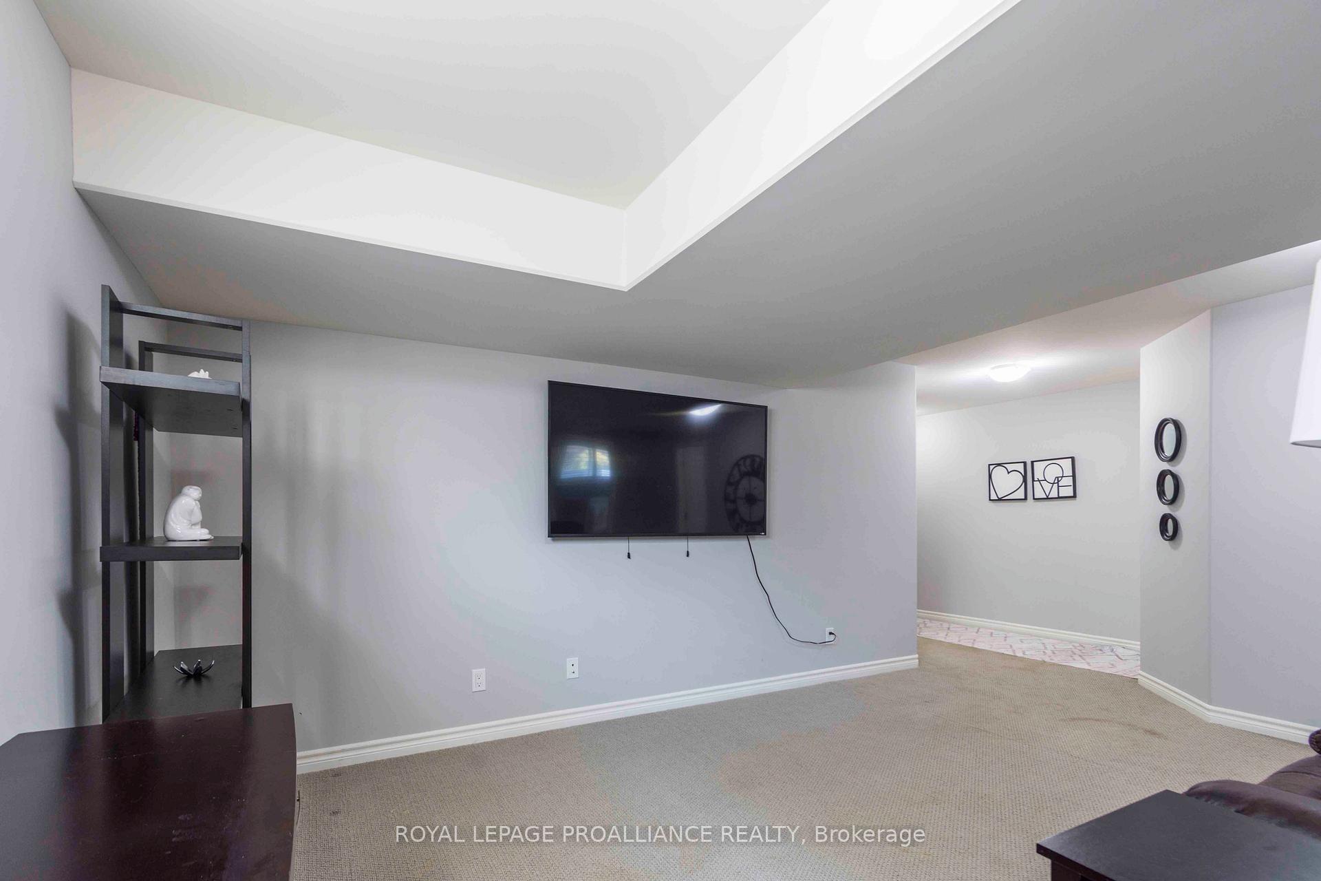 Photo 21 of 61 Deacon Place, Belleville, Belleville Ward — HOMEH
