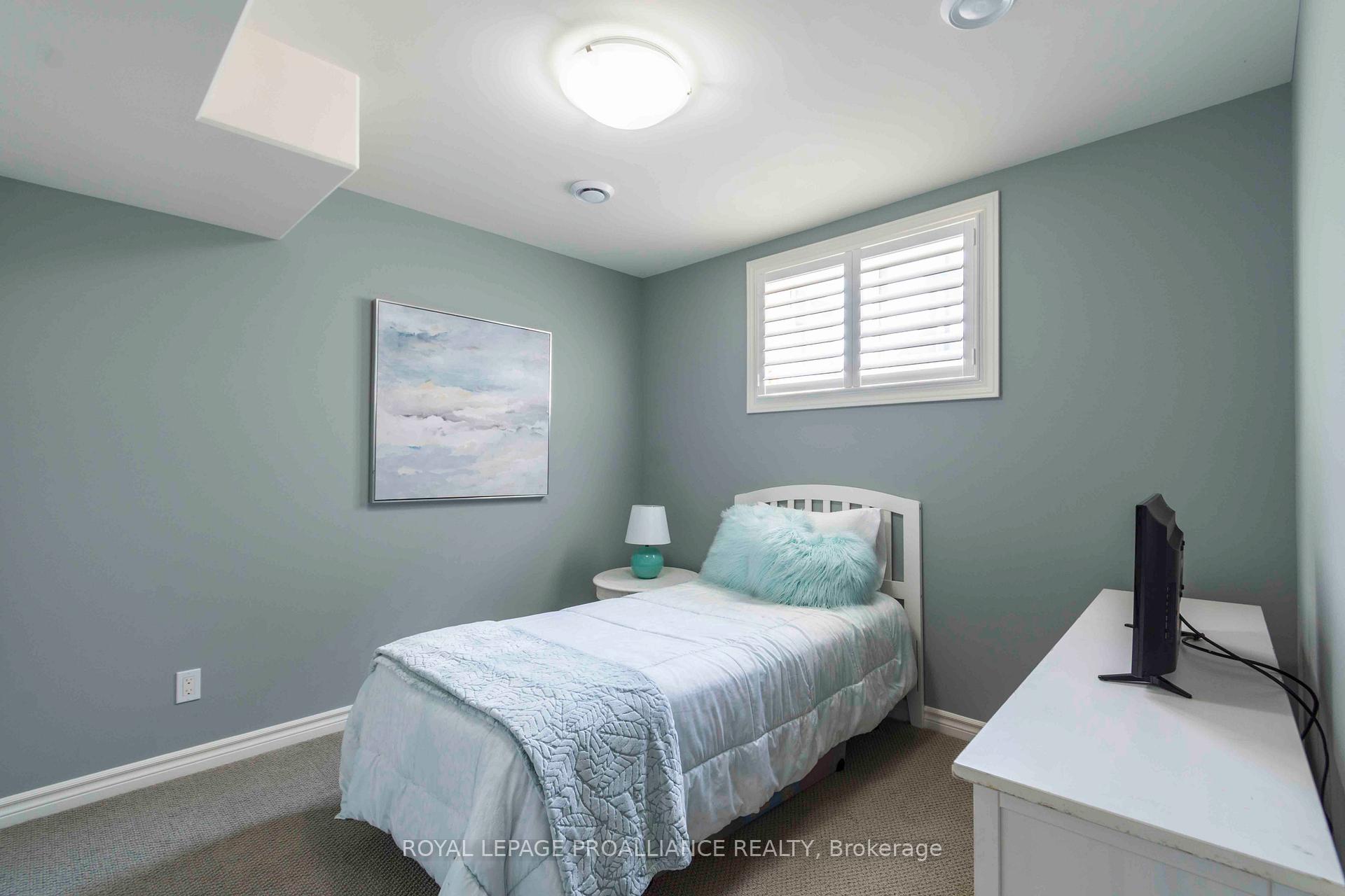 Photo 23 of 61 Deacon Place, Belleville, Belleville Ward — HOMEH