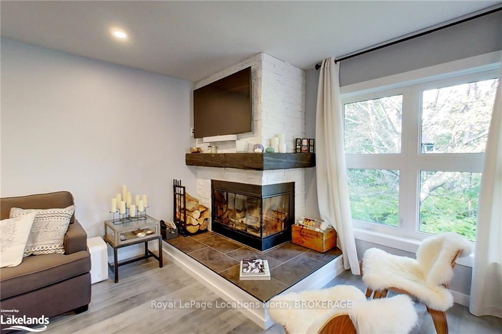 Photo 9 of 410 Mariners Way, Collingwood — HOMEH