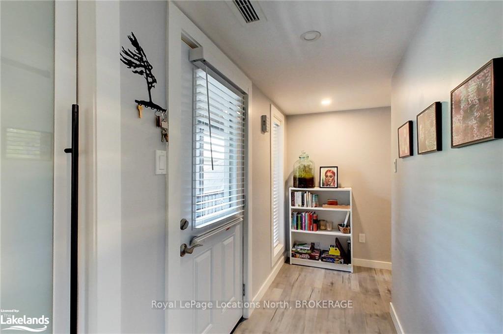 Photo 15 of 410 Mariners Way, Collingwood — HOMEH
