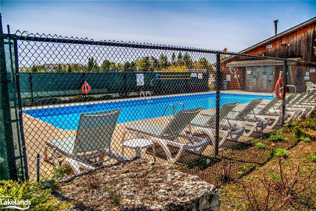 Photo 33 of 410 Mariners Way, Collingwood — HOMEH