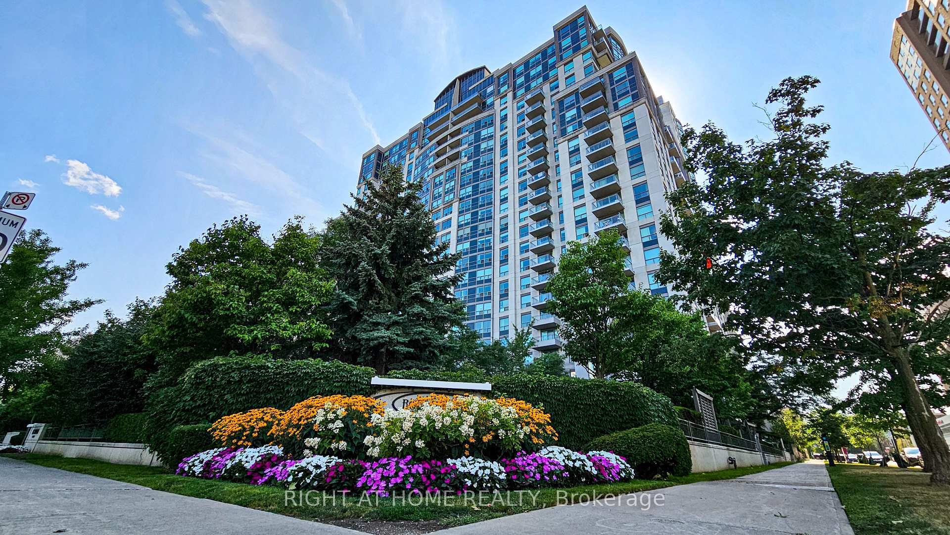 Front of Unit 1510, 188 Doris Avenue