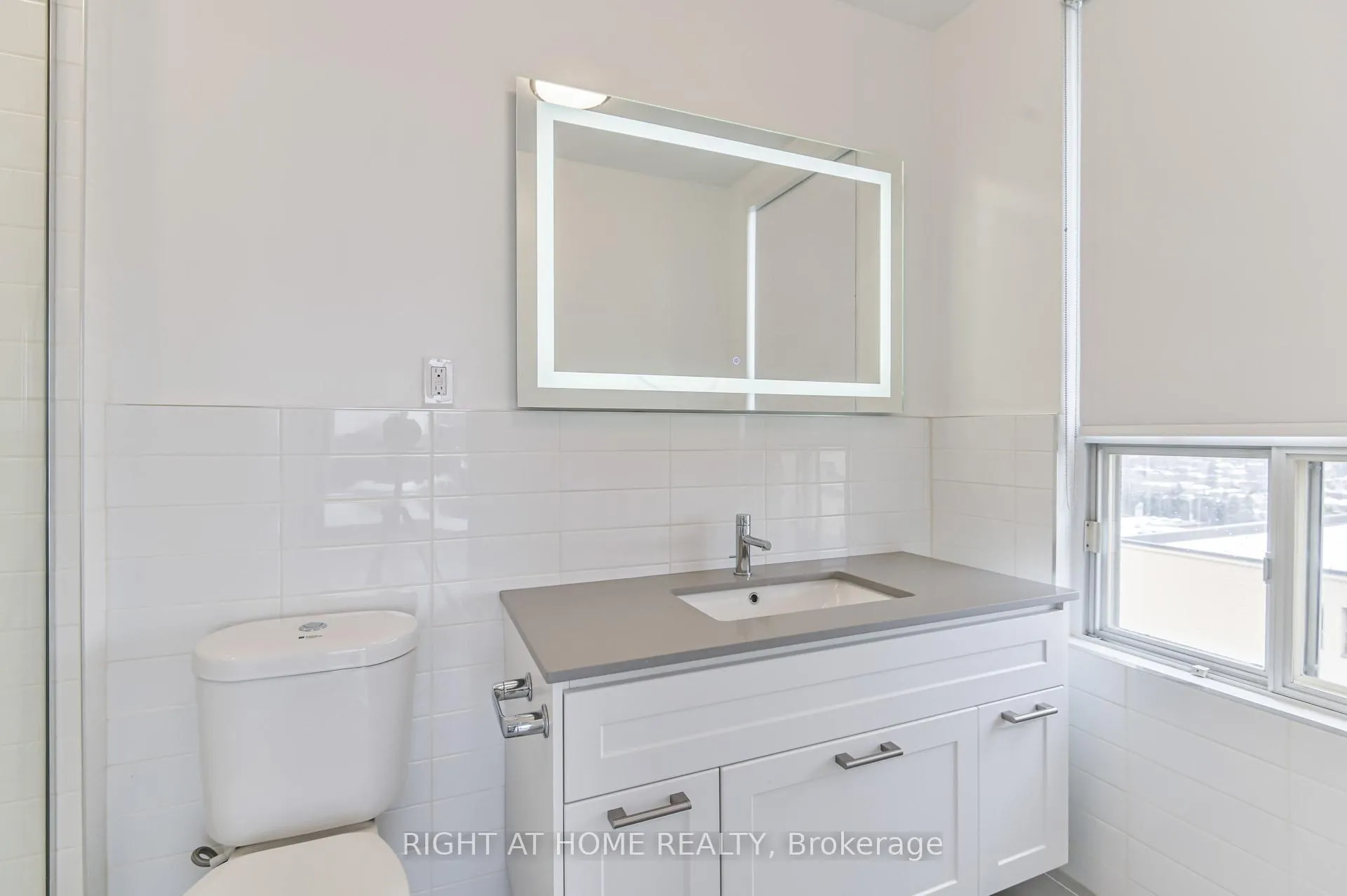 Photo 3 of Unit 607, 780 Eglinton Avenue W, Toronto, Forest Hill North — HOMEH