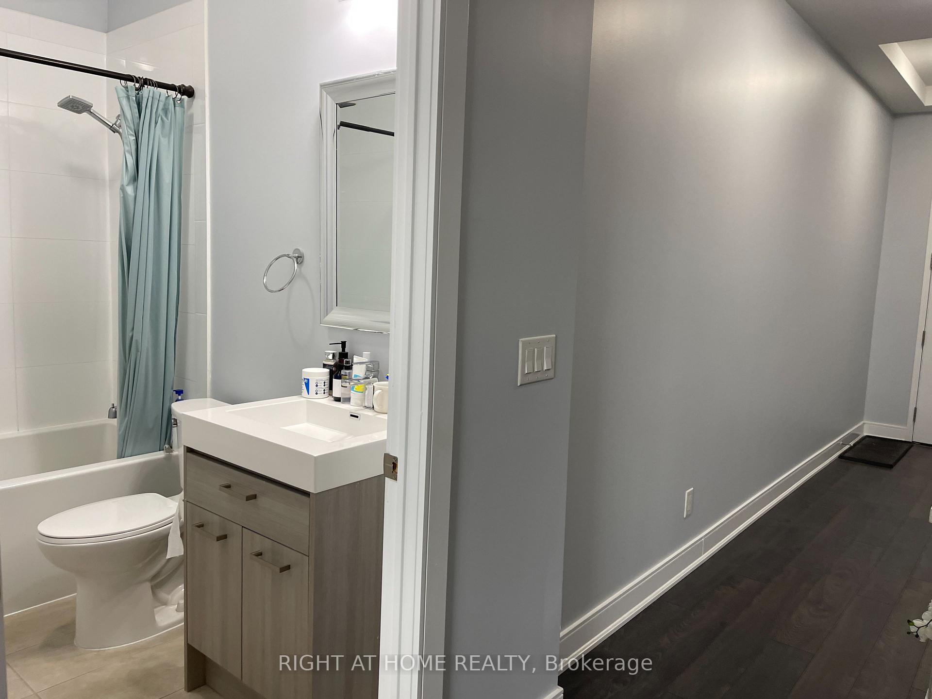 Photo 12 of Unit 708, 150 Main Street W, Hamilton, Central — HOMEH