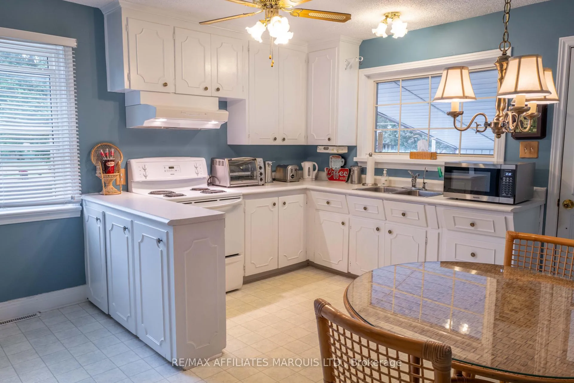 Photo 4 of 601 Fourth Street E, Cornwall — HOMEH