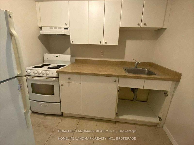 Photo 5 of Unit 9, 100 Dunlop Street, Barrie, City Centre — HOMEH