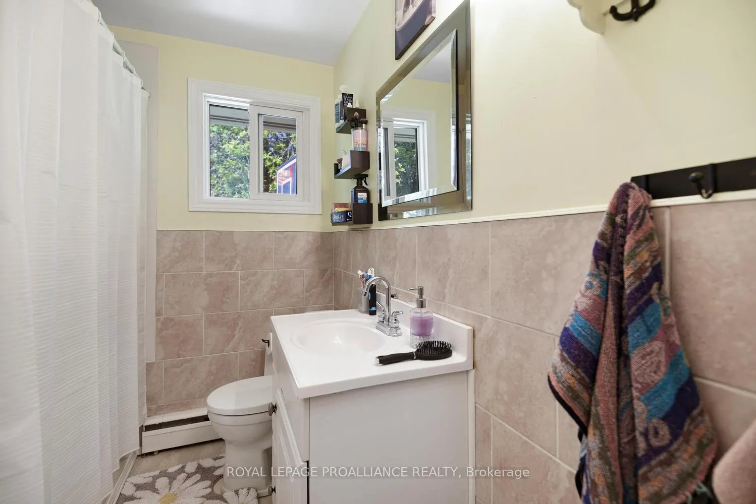 Photo 18 of 18 Convay Crescent, Brockville — HOMEH