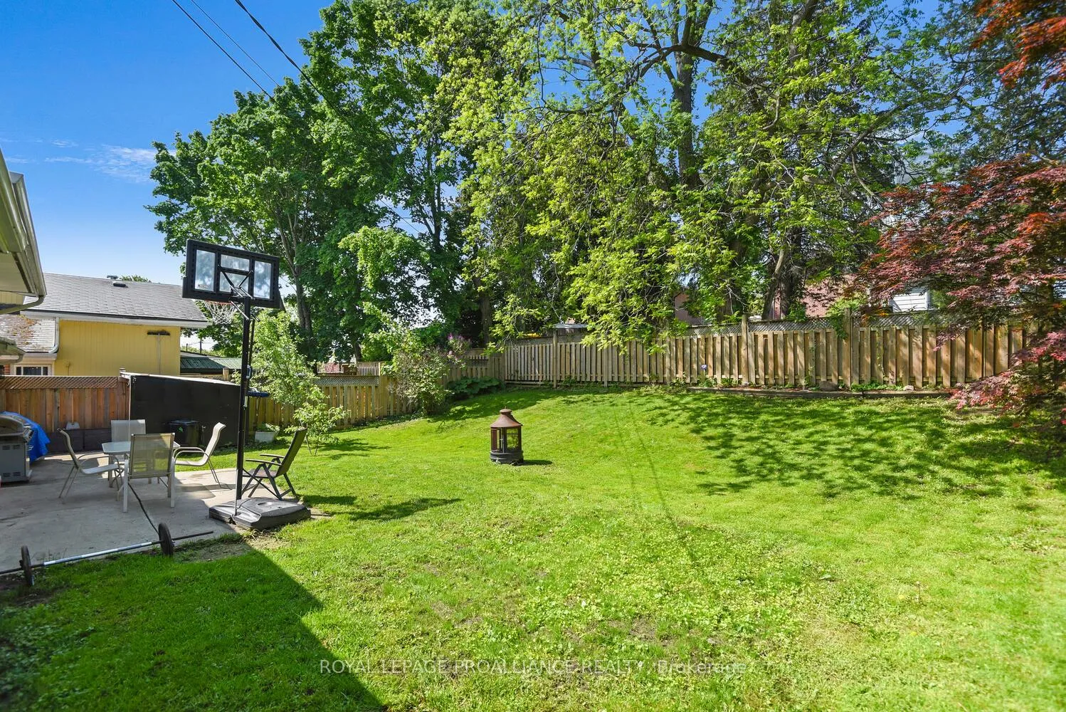 Photo 31 of 18 Convay Crescent, Brockville — HOMEH