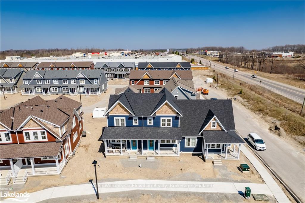 Photo 2 of 30 Danielle Crescent, Midland — HOMEH