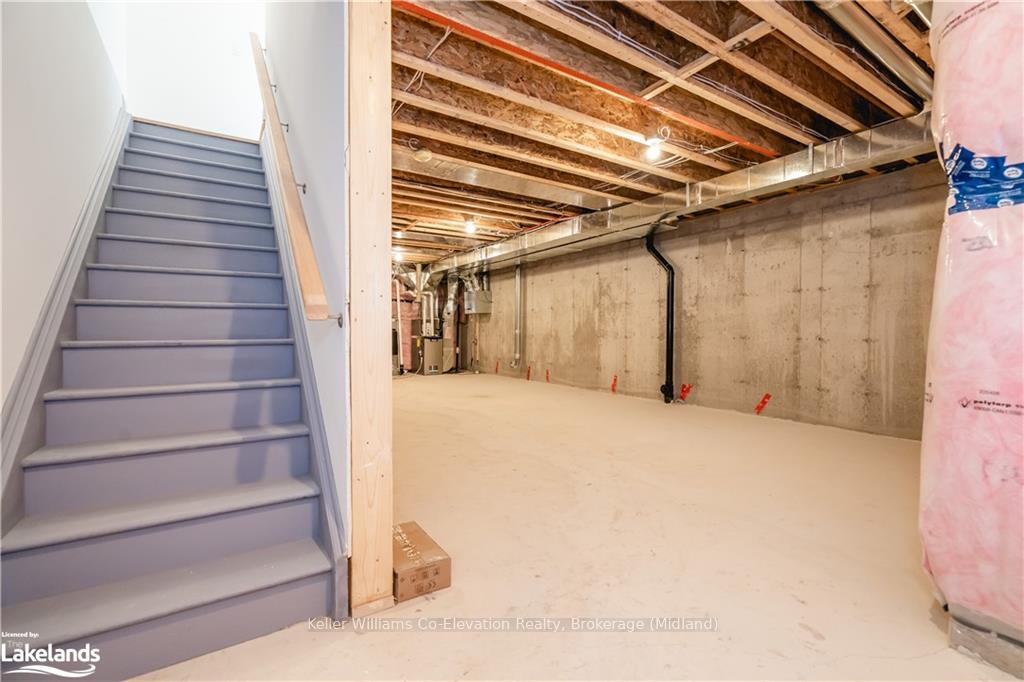Photo 26 of 30 Danielle Crescent, Midland — HOMEH