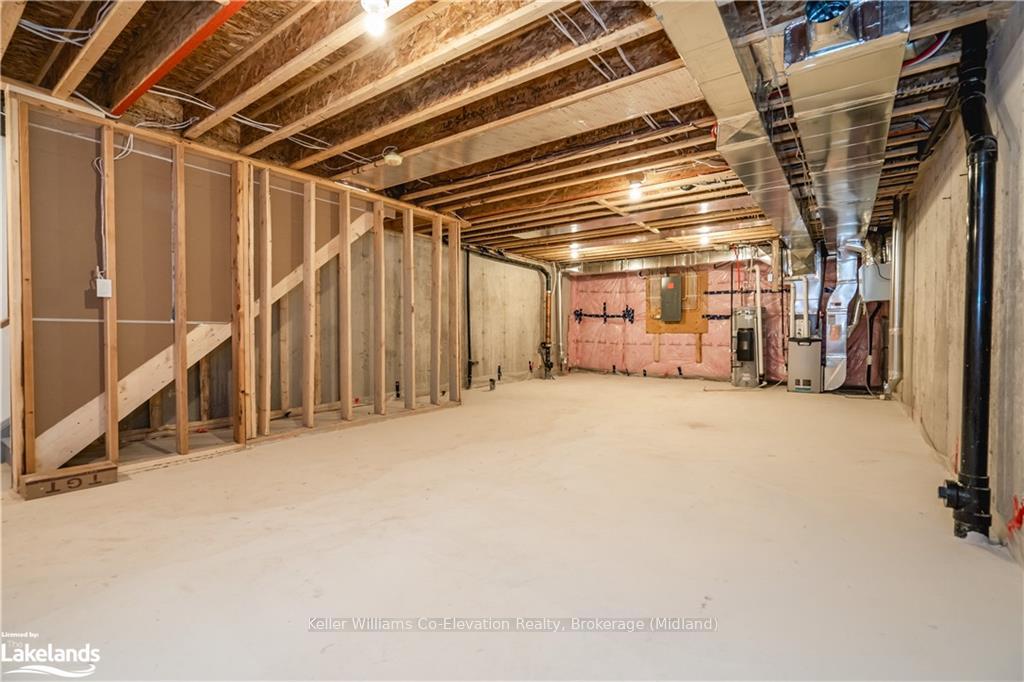 Photo 27 of 30 Danielle Crescent, Midland — HOMEH