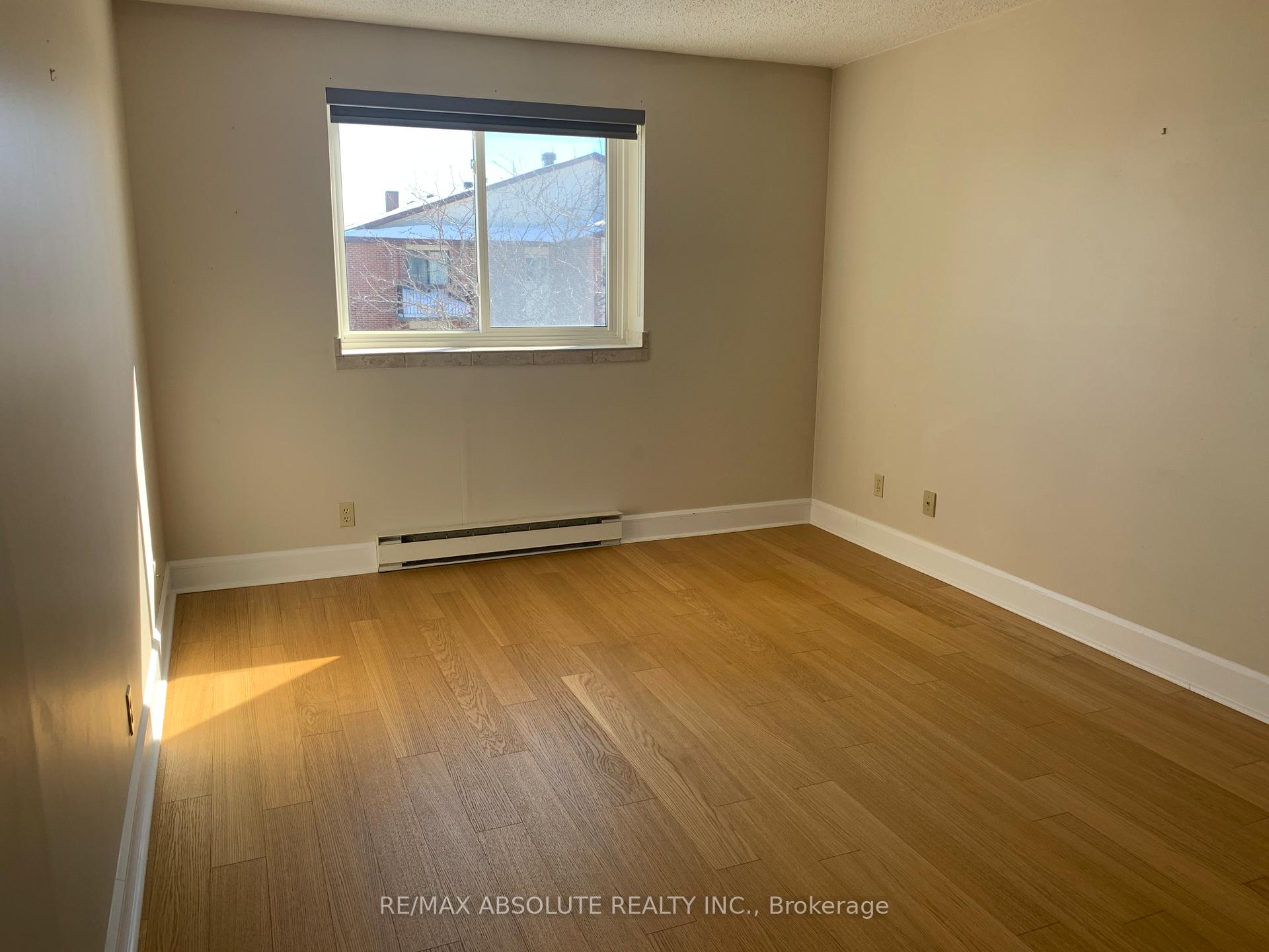 Photo 12 of Unit 306, 124 Daniel Street S, Arnprior — HOMEH