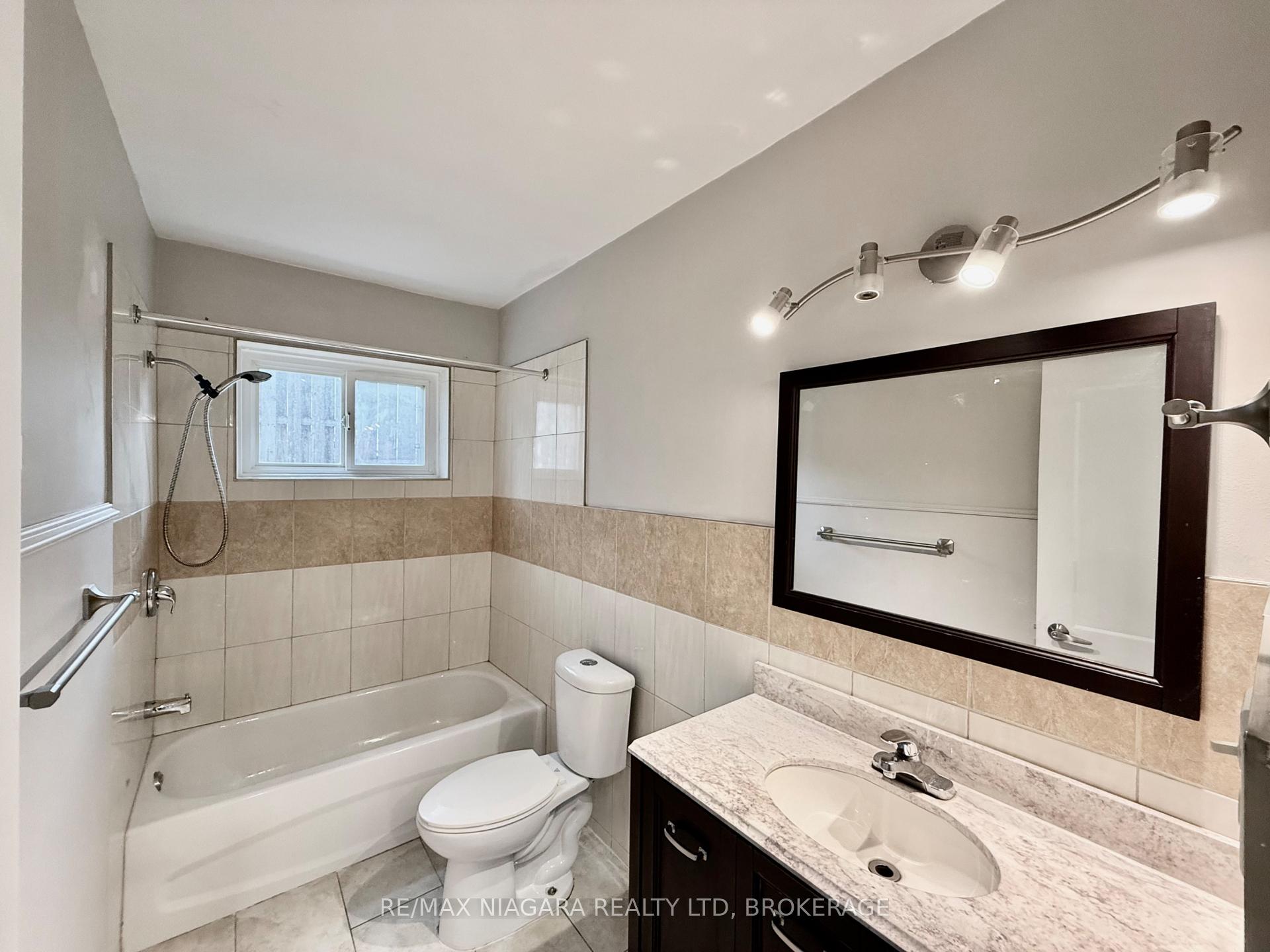 Photo 18 of Unit 2, 286 Vine Street, St. Catharines, Carlton/Bunting — HOMEH