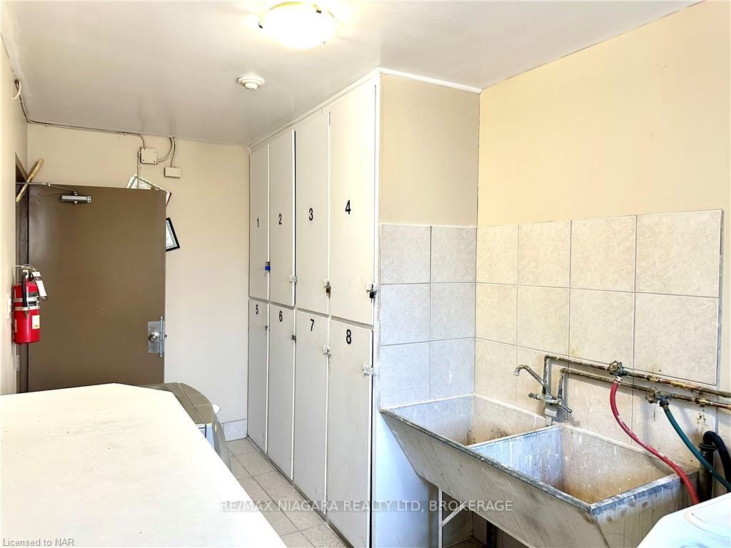 Photo 25 of Unit 2, 286 Vine Street, St. Catharines, Carlton/Bunting — HOMEH