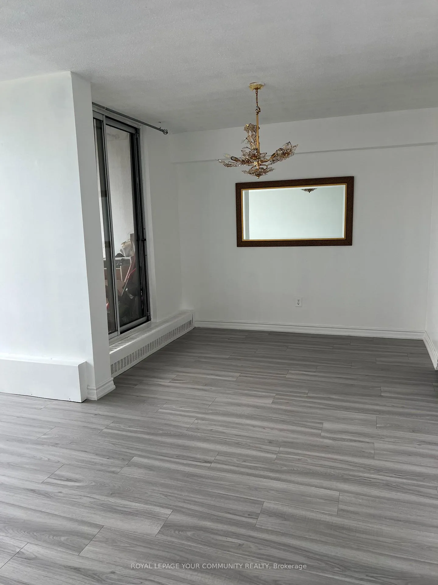Photo 7 of Unit 804, 15 Vicora Linkway Way, Toronto, Flemingdon Park — HOMEH