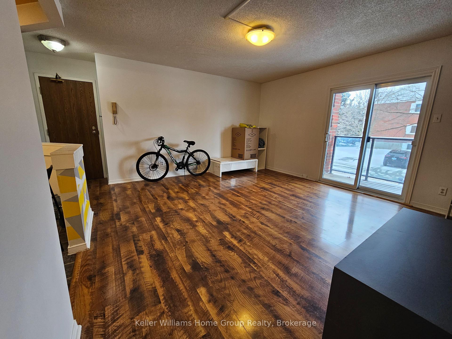 Photo 2 of Unit 705, 565 Greenfield Avenue, Kitchener — HOMEH
