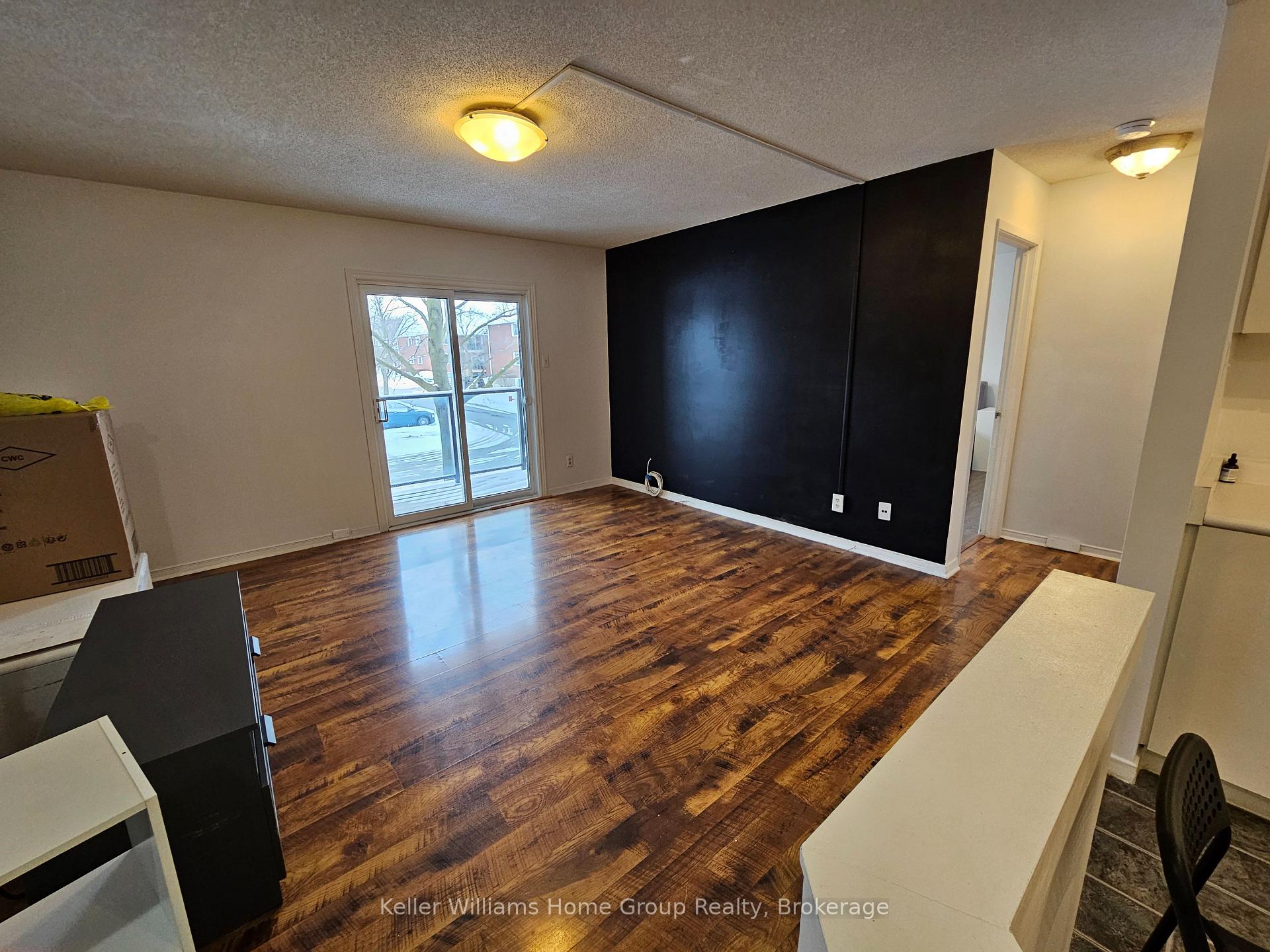 Photo 6 of Unit 705, 565 Greenfield Avenue, Kitchener — HOMEH