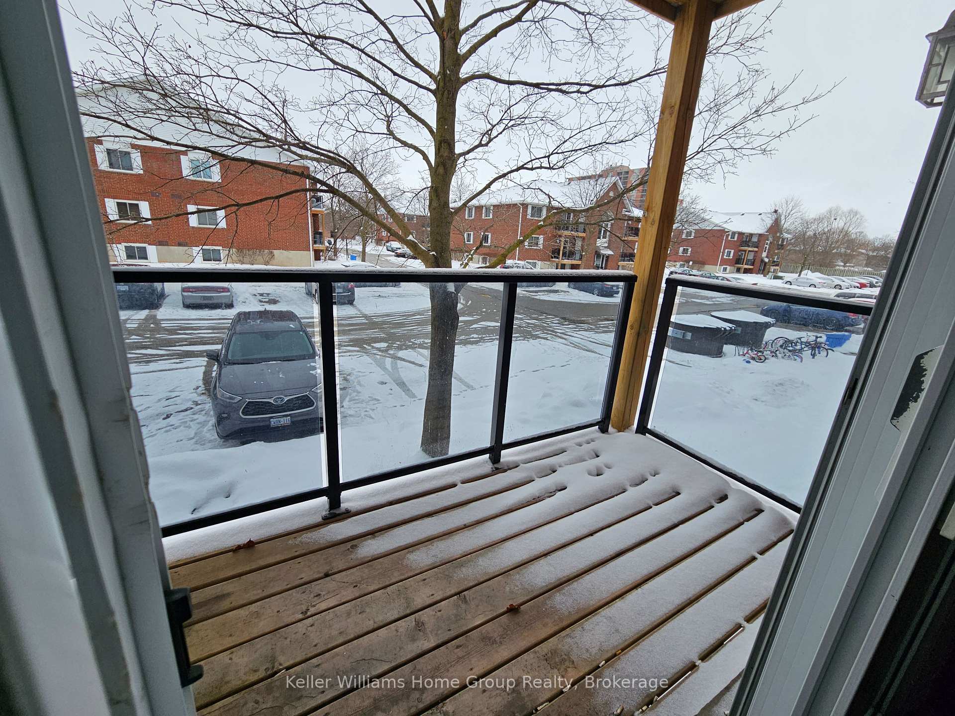 Photo 13 of Unit 705, 565 Greenfield Avenue, Kitchener — HOMEH