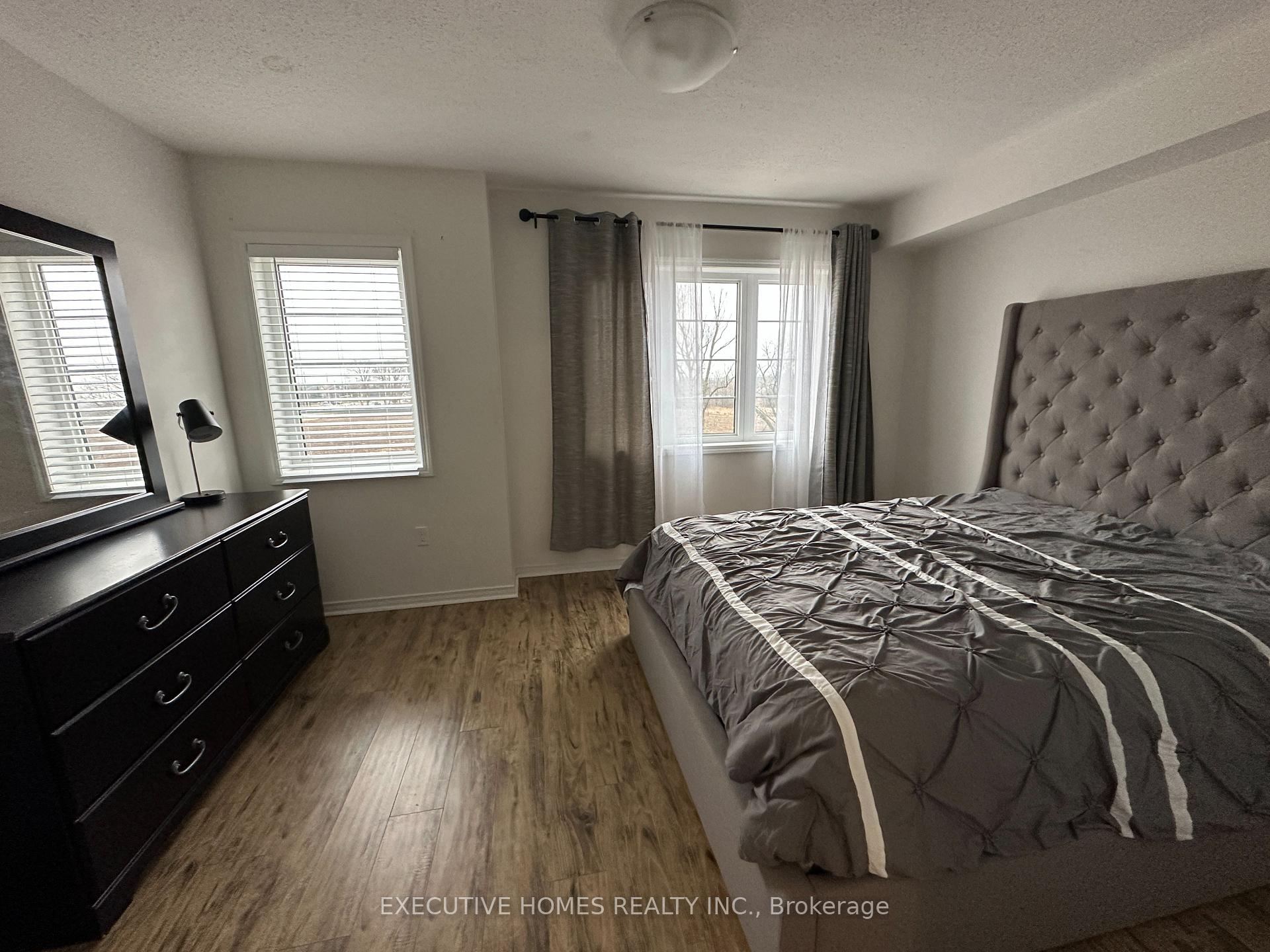 Photo 8 of Unit 309, 2294 Chevron Prince Path, Oshawa, Windfields — HOMEH