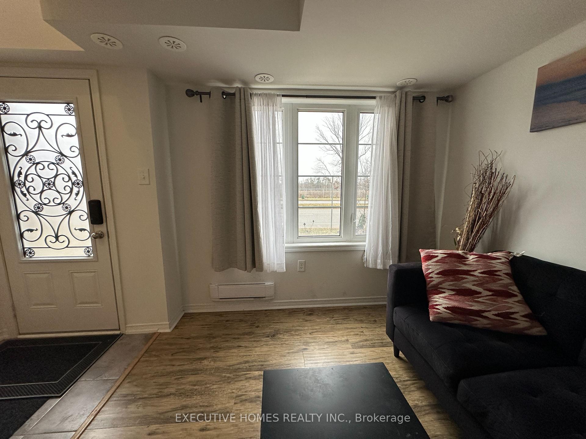 Photo 11 of Unit 309, 2294 Chevron Prince Path, Oshawa, Windfields — HOMEH
