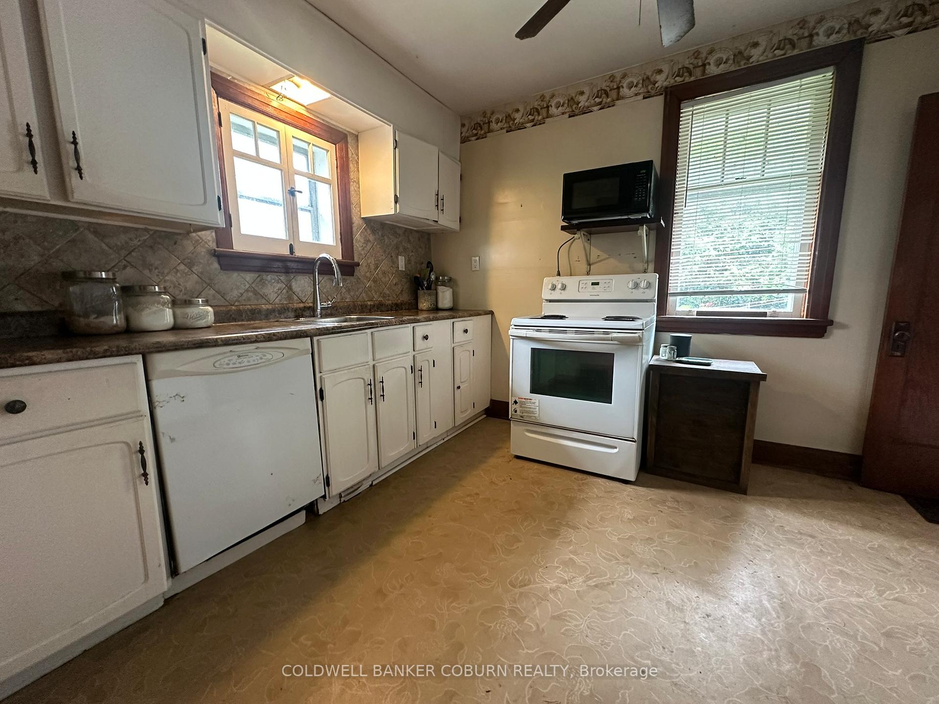 Photo 9 of 44 William Street, Edwardsburgh/Cardinal, Town of Cardinal — HOMEH