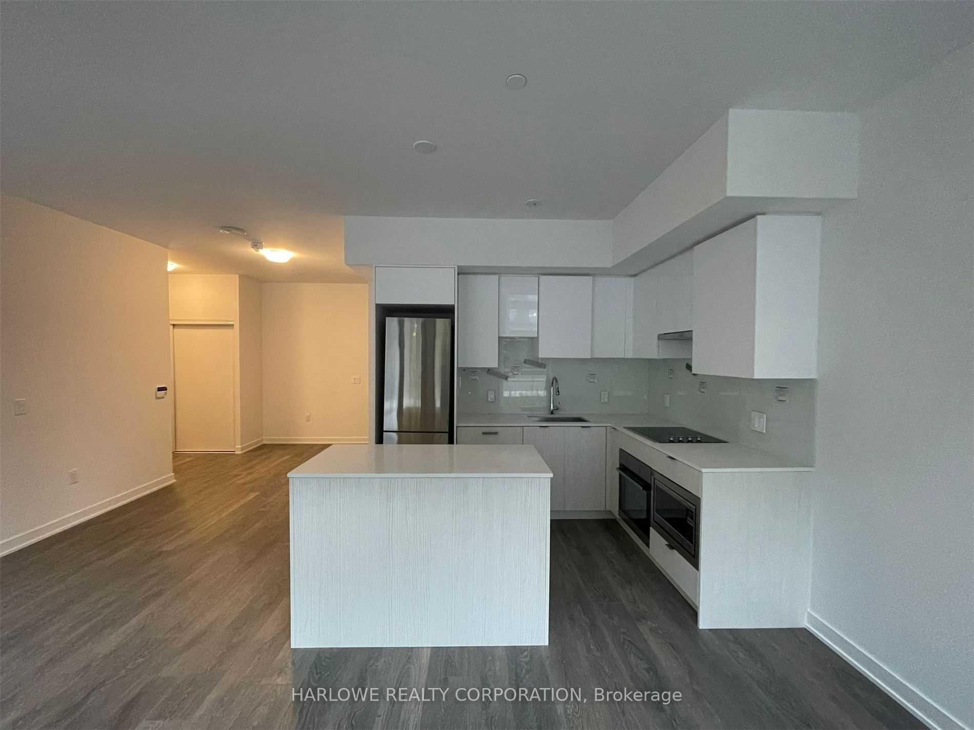 Front of Unit TH-102, 99 Broadway Avenue