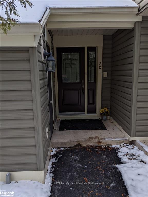 Photo 2 of 201 Escarpment Crescent, Collingwood — HOMEH