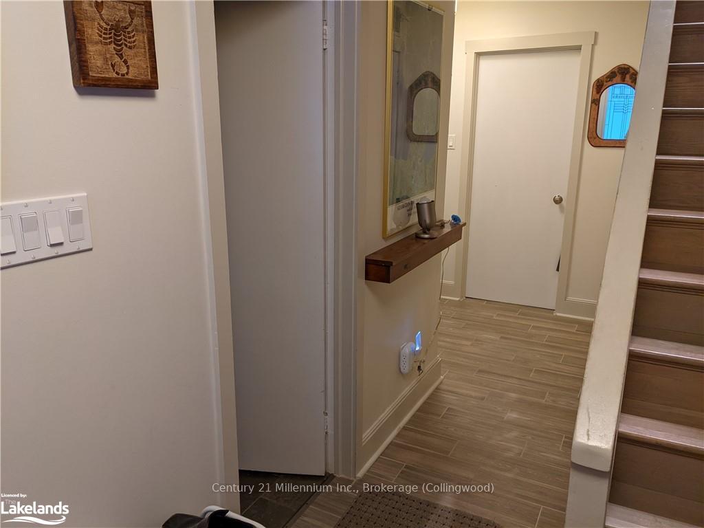 Photo 4 of 201 Escarpment Crescent, Collingwood — HOMEH